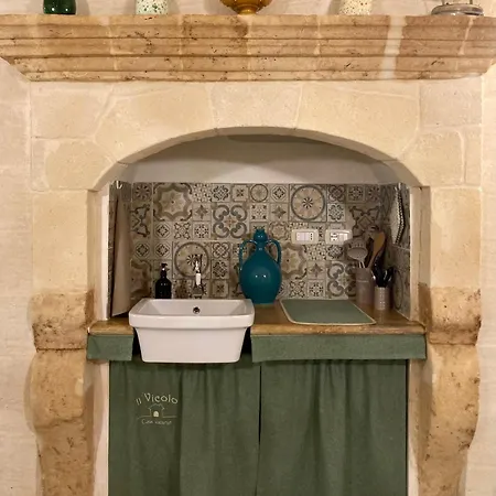 לינה וארוחת בוקר Il Vicolo 3*