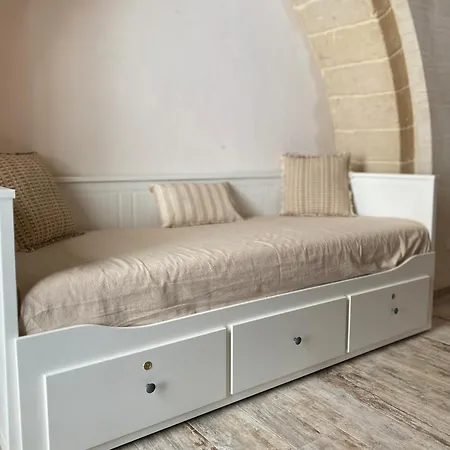 Il Vicolo גרוטליה