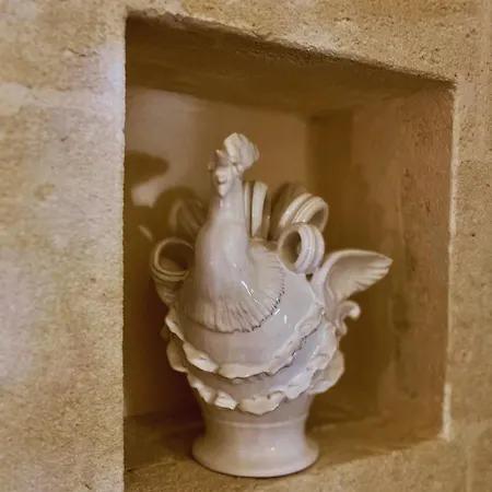 Il Vicolo 3* גרוטליה